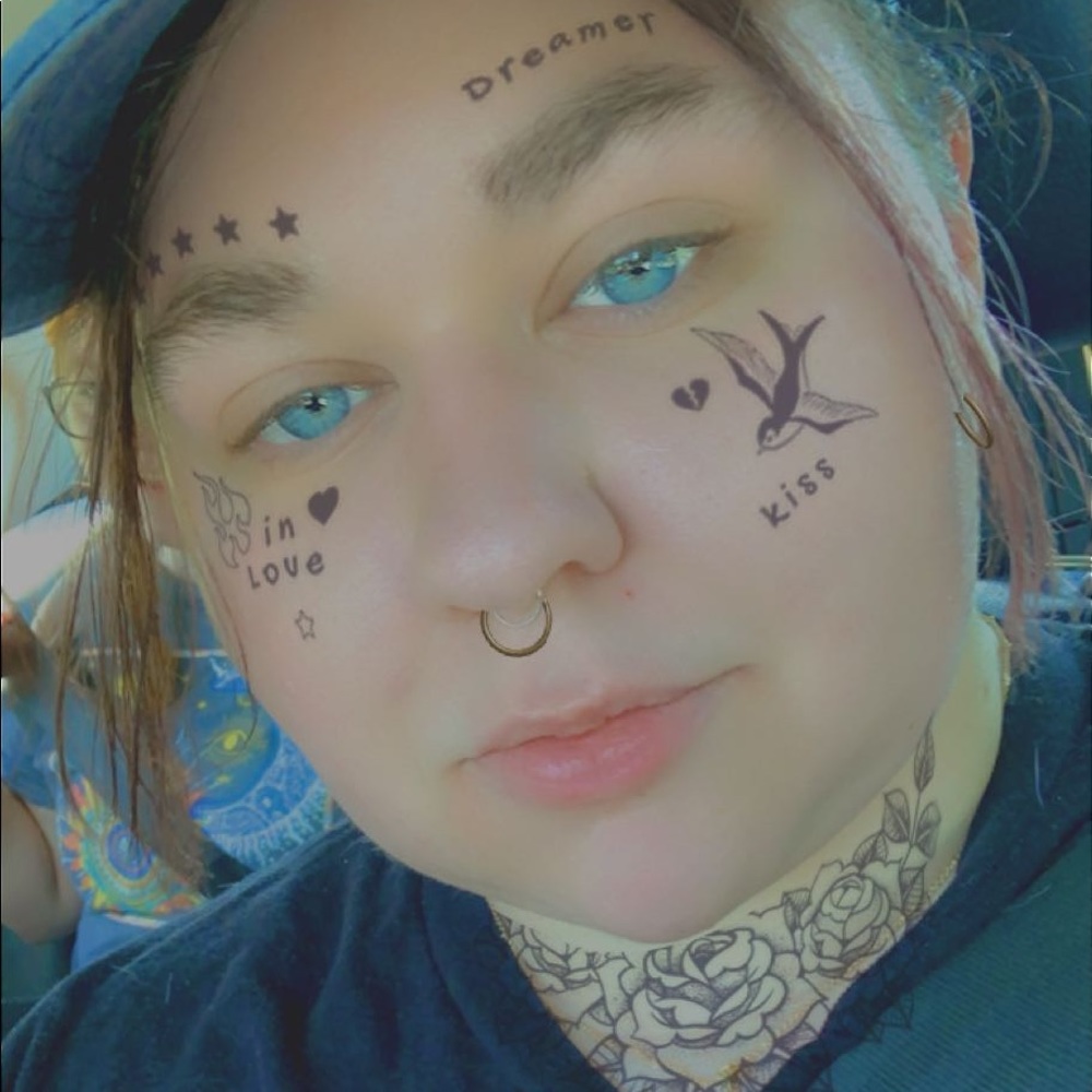 Meet your Posher, Zëta